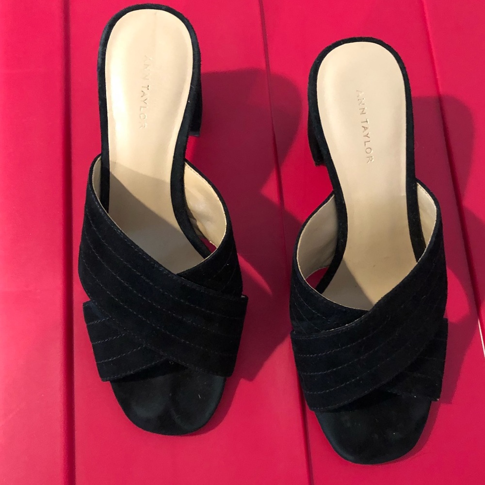 SALE! Beautiful Ann Taylor Black Suede Mules 5.5